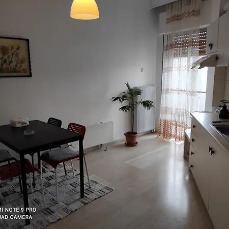 Square Apartment Komotini Exterior photo